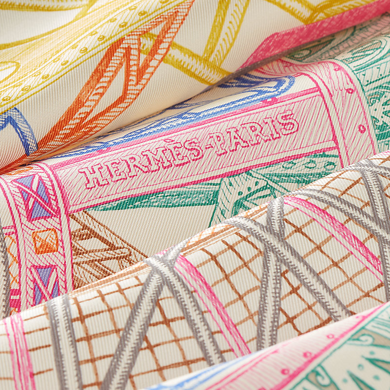 Chevaux d'Hephaistos scarf 90 | Hermès USA